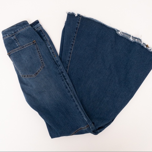 FREE PEOPLE Just Float On Flare Jeans Size 24 - Picture 11 of 11